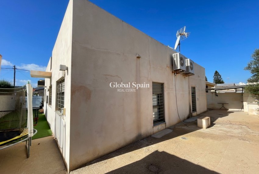 Wederverkoop - VILLA -
MAR DE CRISTAL - Costa Calida