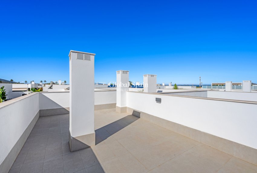 Wederverkoop - VILLA -
MAR DE CRISTAL - Costa Calida