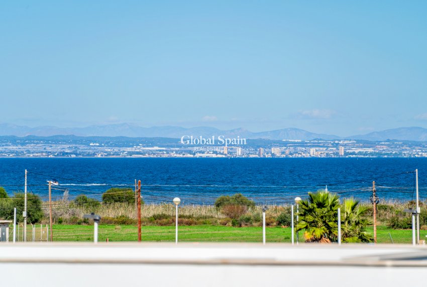 Wederverkoop - VILLA -
MAR DE CRISTAL - Costa Calida