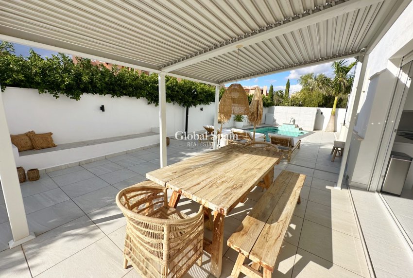 Wederverkoop - VILLA -
MAR MENOR GOLF RESORT - Inland