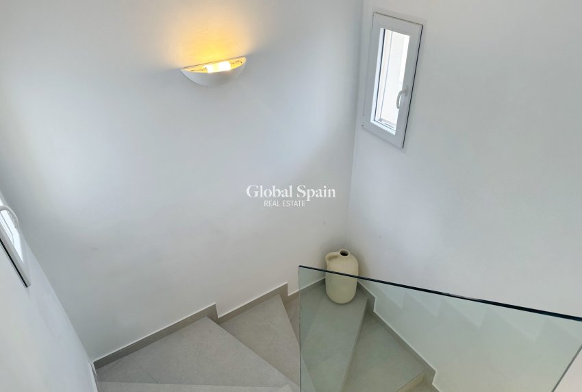 Wederverkoop - VILLA -
MAR MENOR GOLF RESORT - Inland