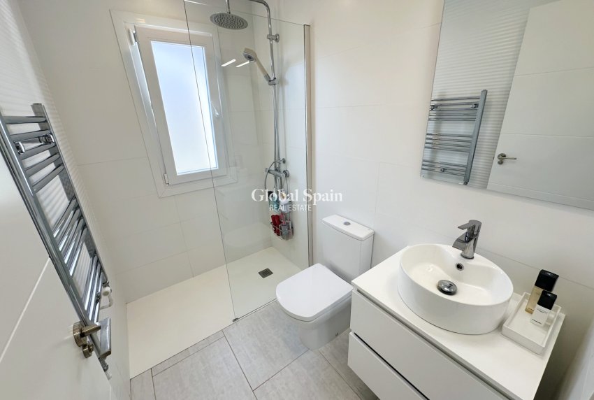 Wederverkoop - VILLA -
MAR MENOR GOLF RESORT - Inland