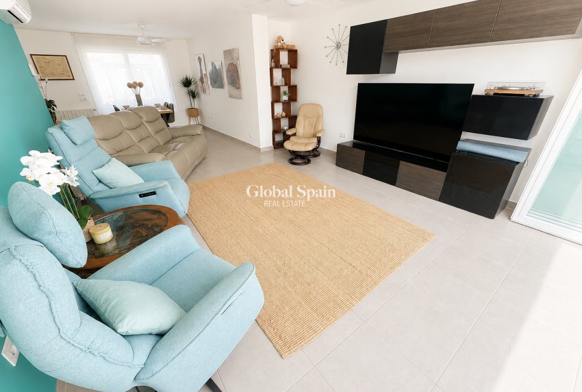 Wederverkoop - VILLA -
MAR MENOR GOLF RESORT - Inland