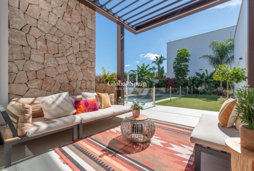 Wederverkoop - VILLA -
Marrachí - Mallorca