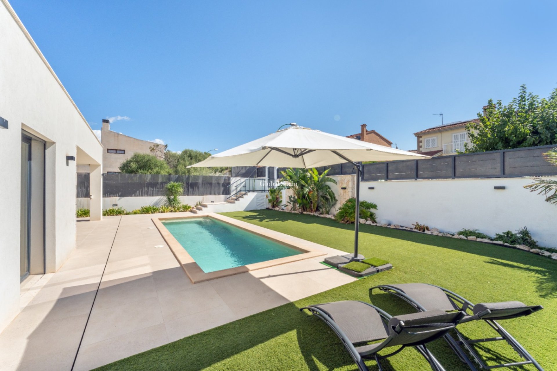 Wederverkoop - VILLA -
Marrachí - Mallorca