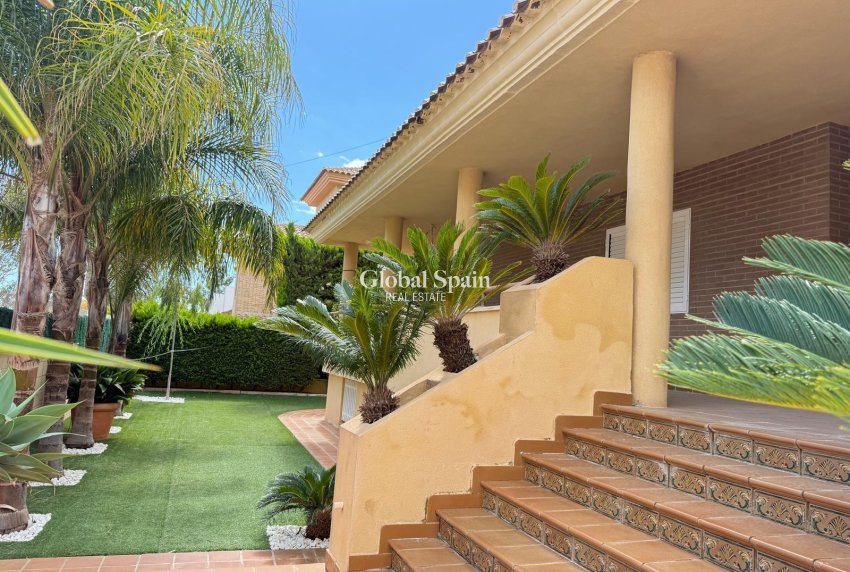 Wederverkoop - VILLA -
MAZARRÓN - Bolnuevo