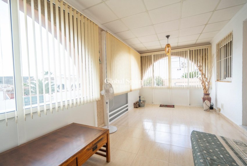 Wederverkoop - VILLA -
MAZARRÓN - Camposol