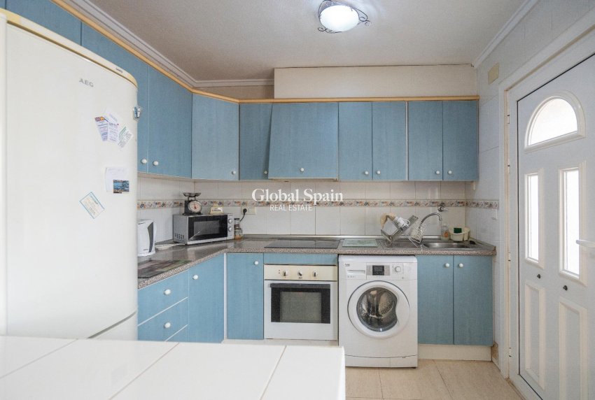 Wederverkoop - VILLA -
MAZARRÓN - Camposol