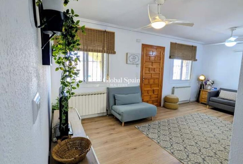 Wederverkoop - VILLA -
MAZARRÓN - Costa Calida