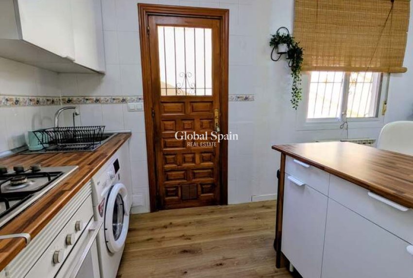 Wederverkoop - VILLA -
MAZARRÓN - Costa Calida