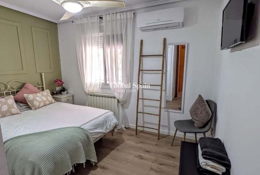 Wederverkoop - VILLA -
MAZARRÓN - Costa Calida