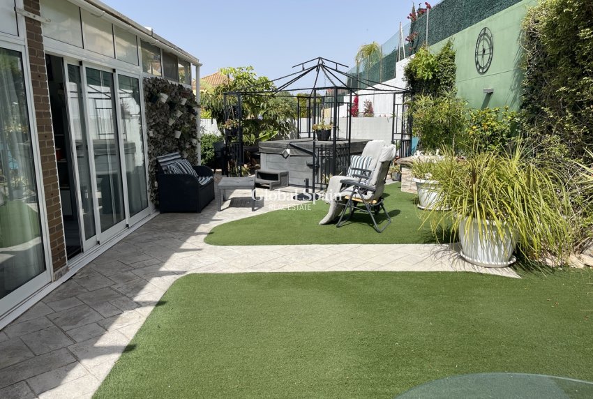 Wederverkoop - VILLA -
MAZARRÓN - Inland