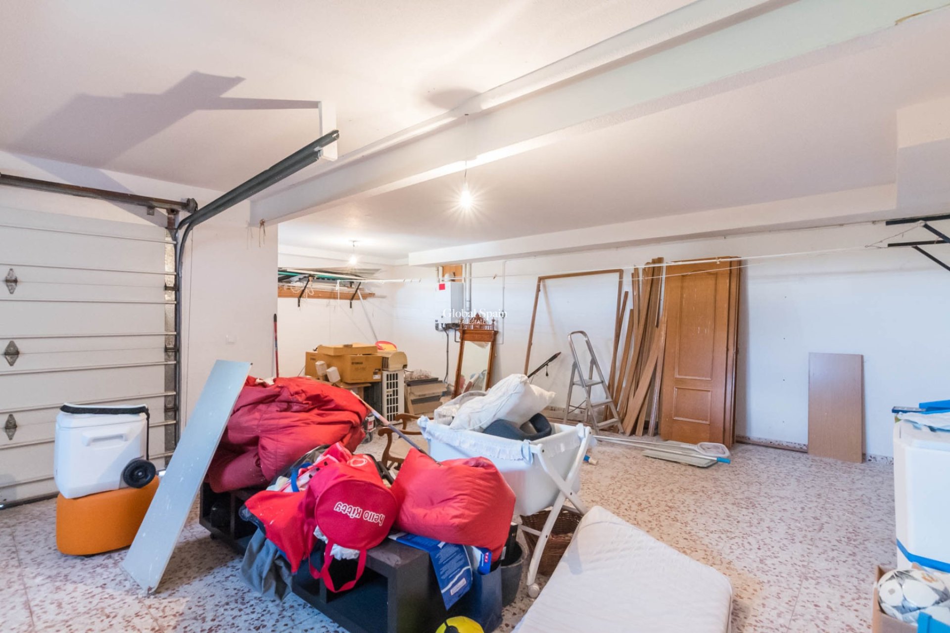 Wederverkoop - VILLA -
MOLINA DEL SEGURA