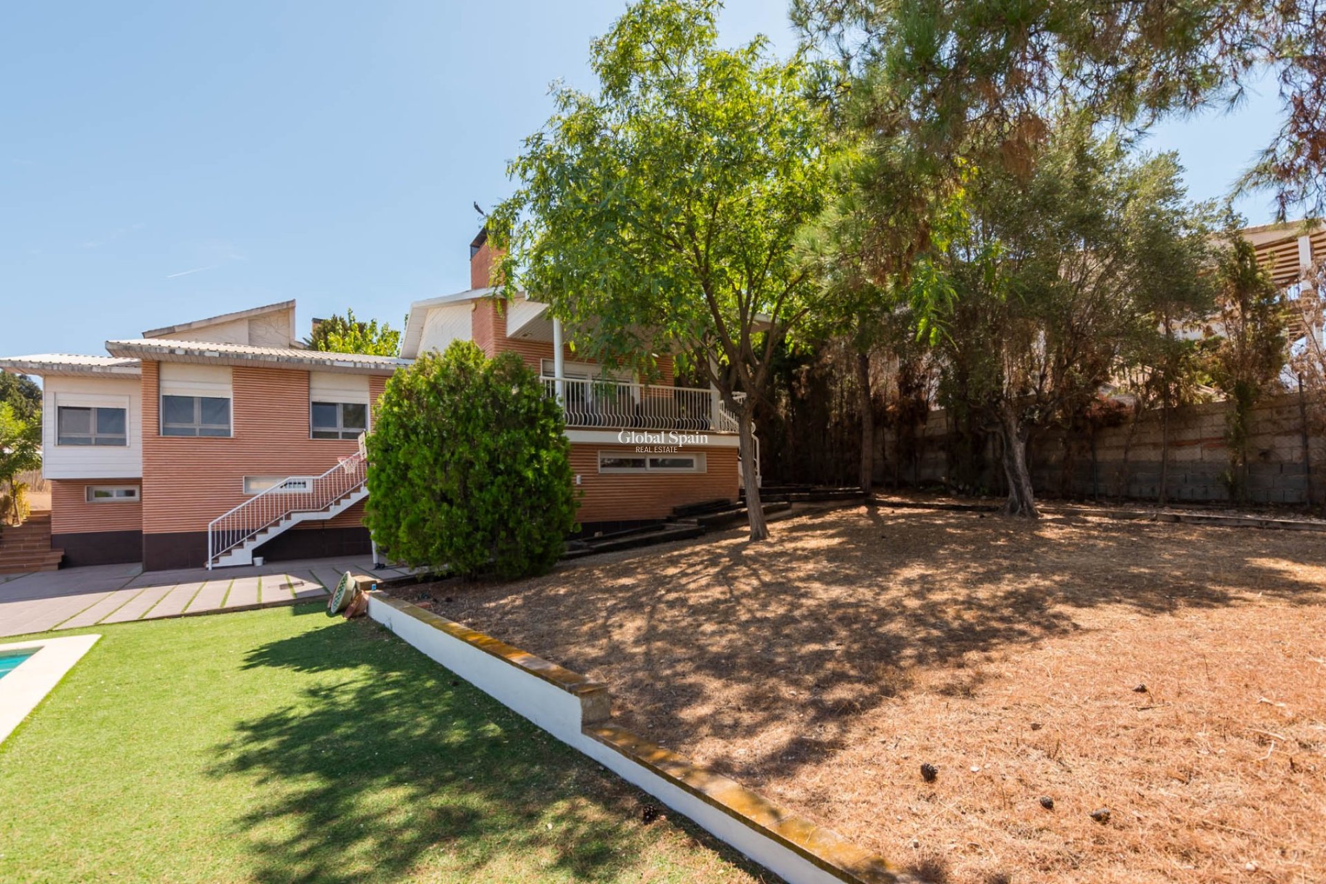 Wederverkoop - VILLA -
MOLINA DEL SEGURA