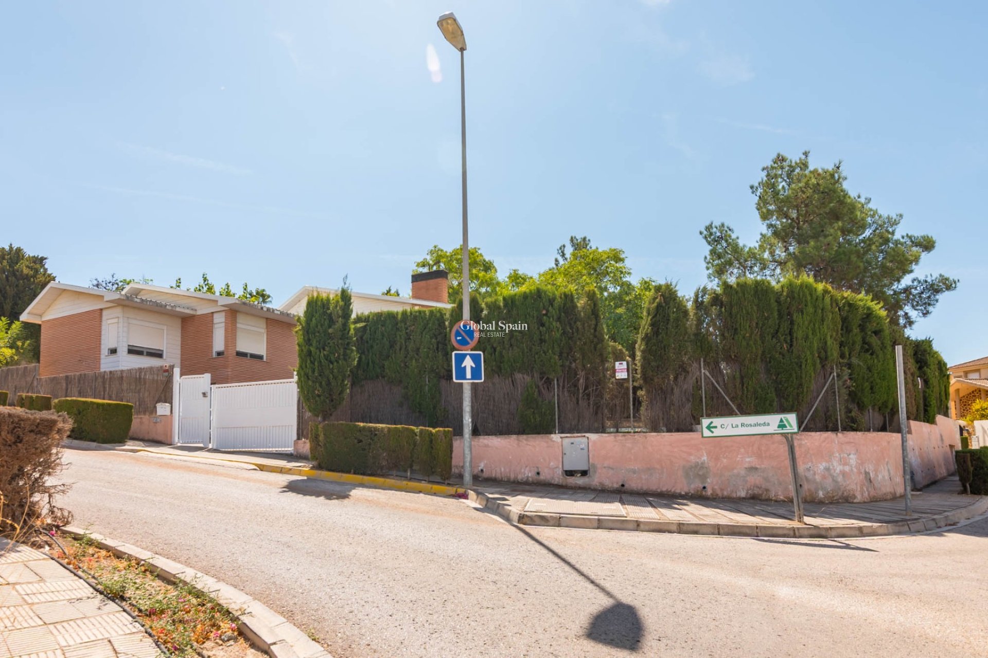 Wederverkoop - VILLA -
MOLINA DEL SEGURA