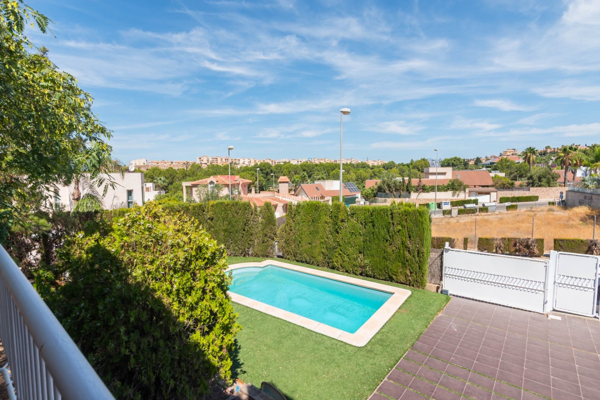 Wederverkoop - VILLA -
MOLINA DEL SEGURA