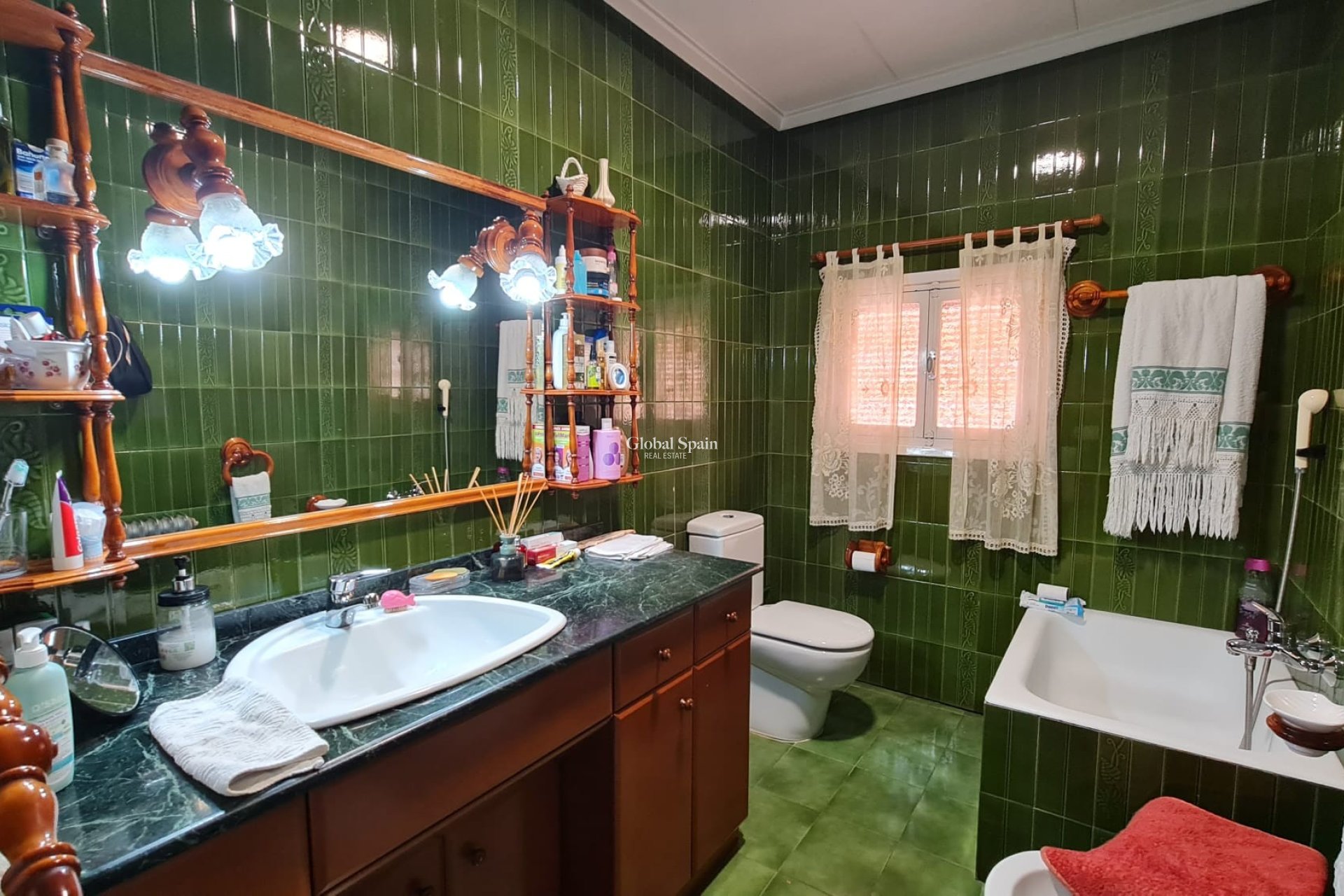 Wederverkoop - VILLA -
MONÓVAR - Inland