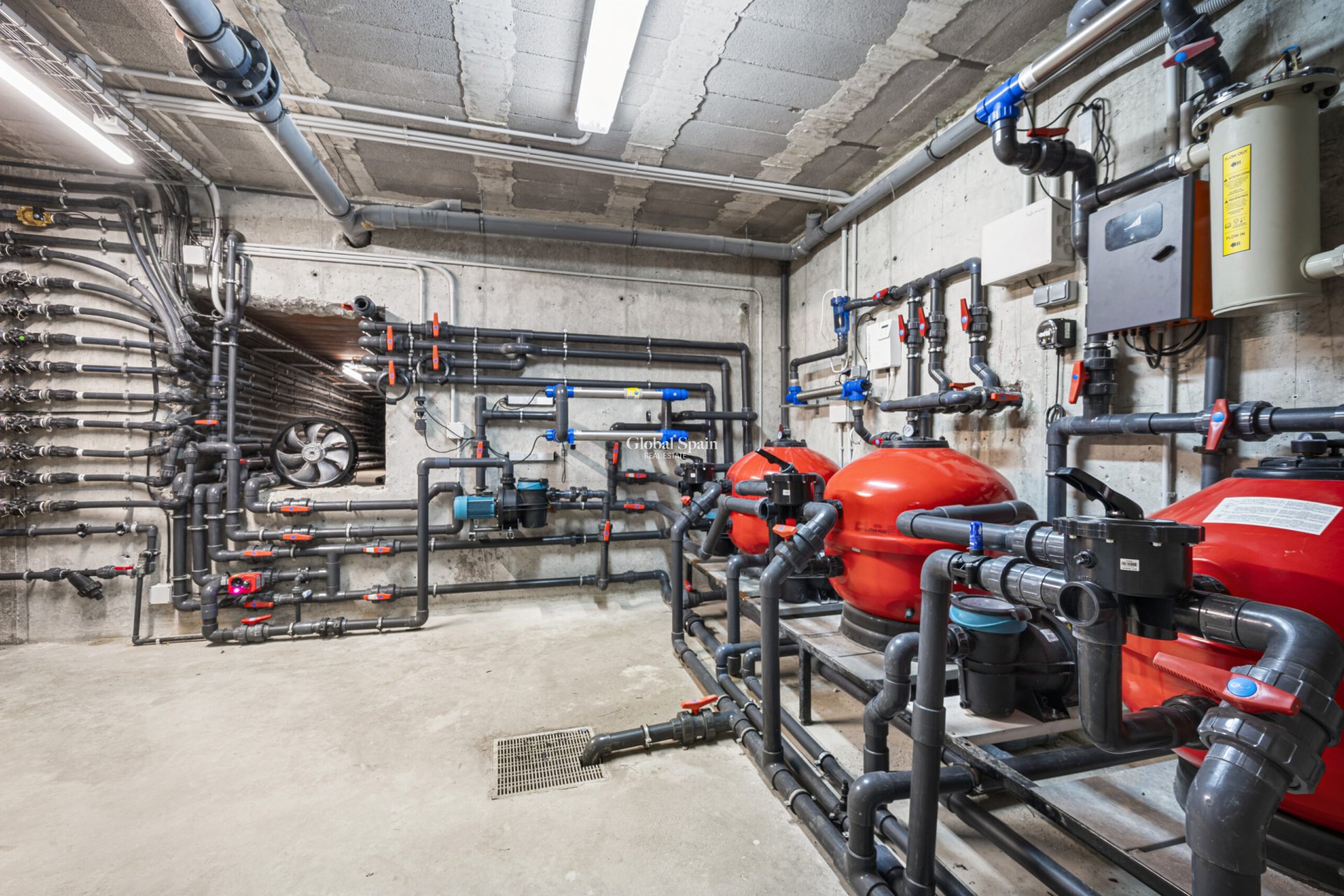 Wederverkoop - VILLA -
MONTUÏRI - optional location detail