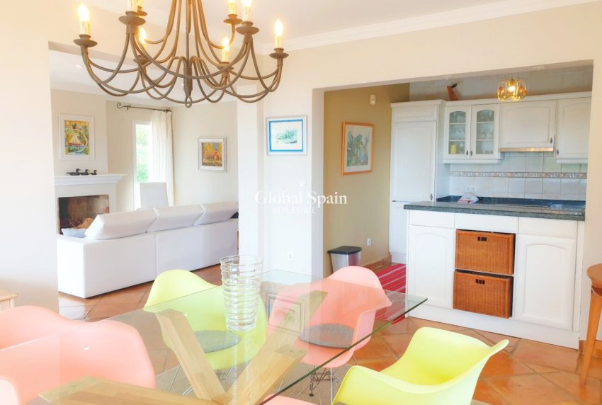 Wederverkoop - VILLA -
MORAIRA_TEULADA - Costa Blanca