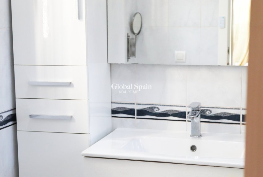 Wederverkoop - VILLA -
MURCIA - Inland