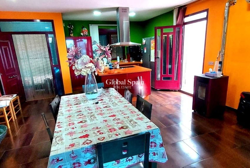 Wederverkoop - VILLA -
MURCIA - Inland