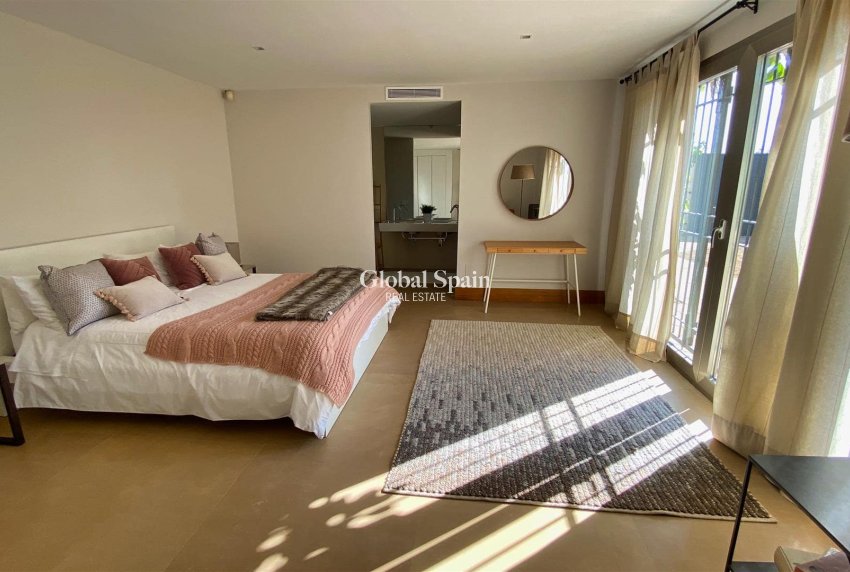 Wederverkoop - VILLA -
MURCIA - Inland