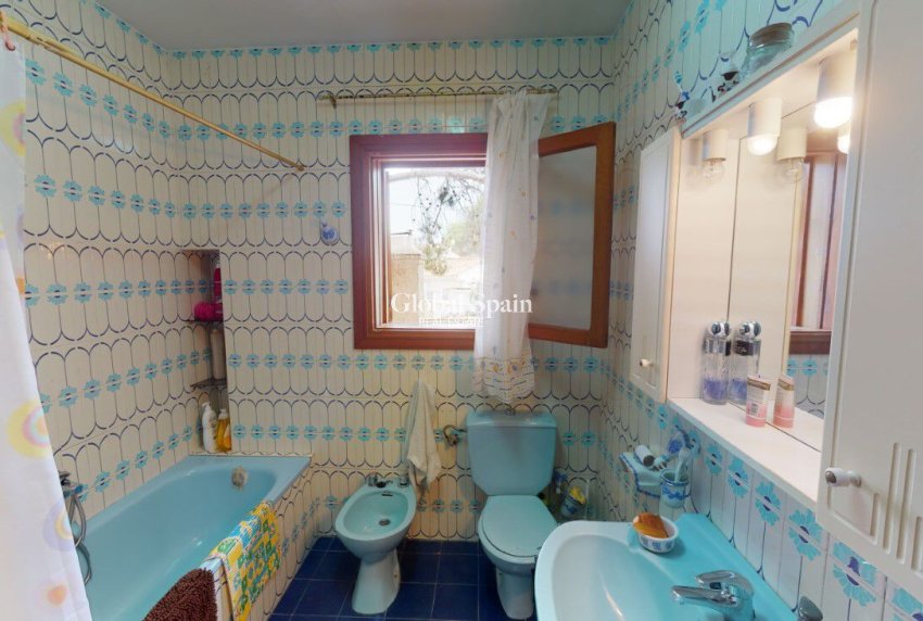 Wederverkoop - VILLA -
MURCIA - pinar de campoverde