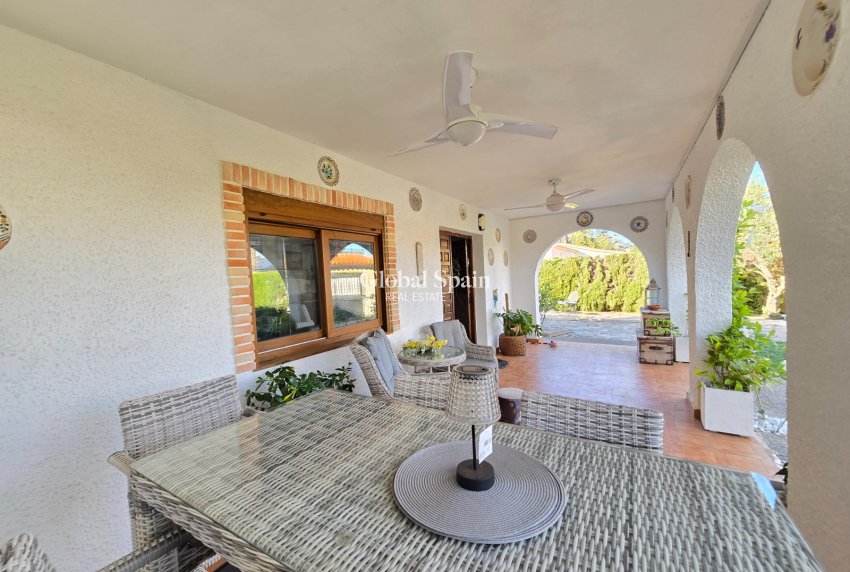 Wederverkoop - Villa -
ORIHUELA COSTA - CABO ROIG