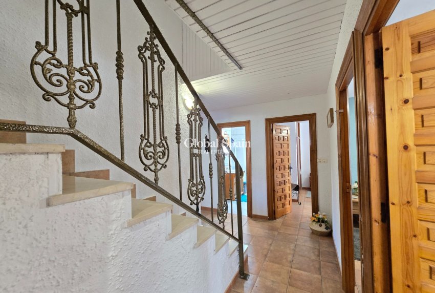 Wederverkoop - Villa -
ORIHUELA COSTA - CABO ROIG