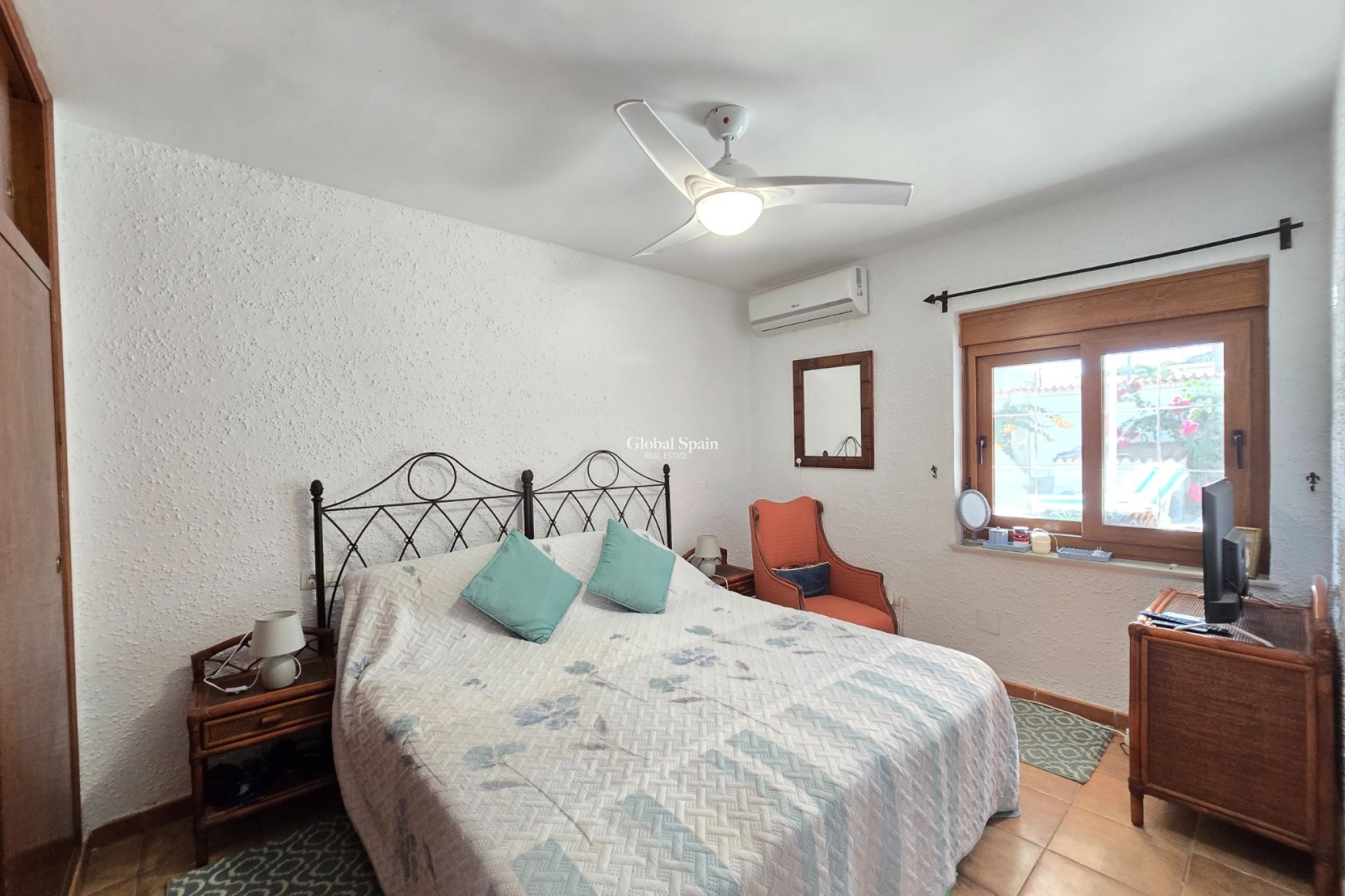 Wederverkoop - Villa -
ORIHUELA COSTA - CABO ROIG