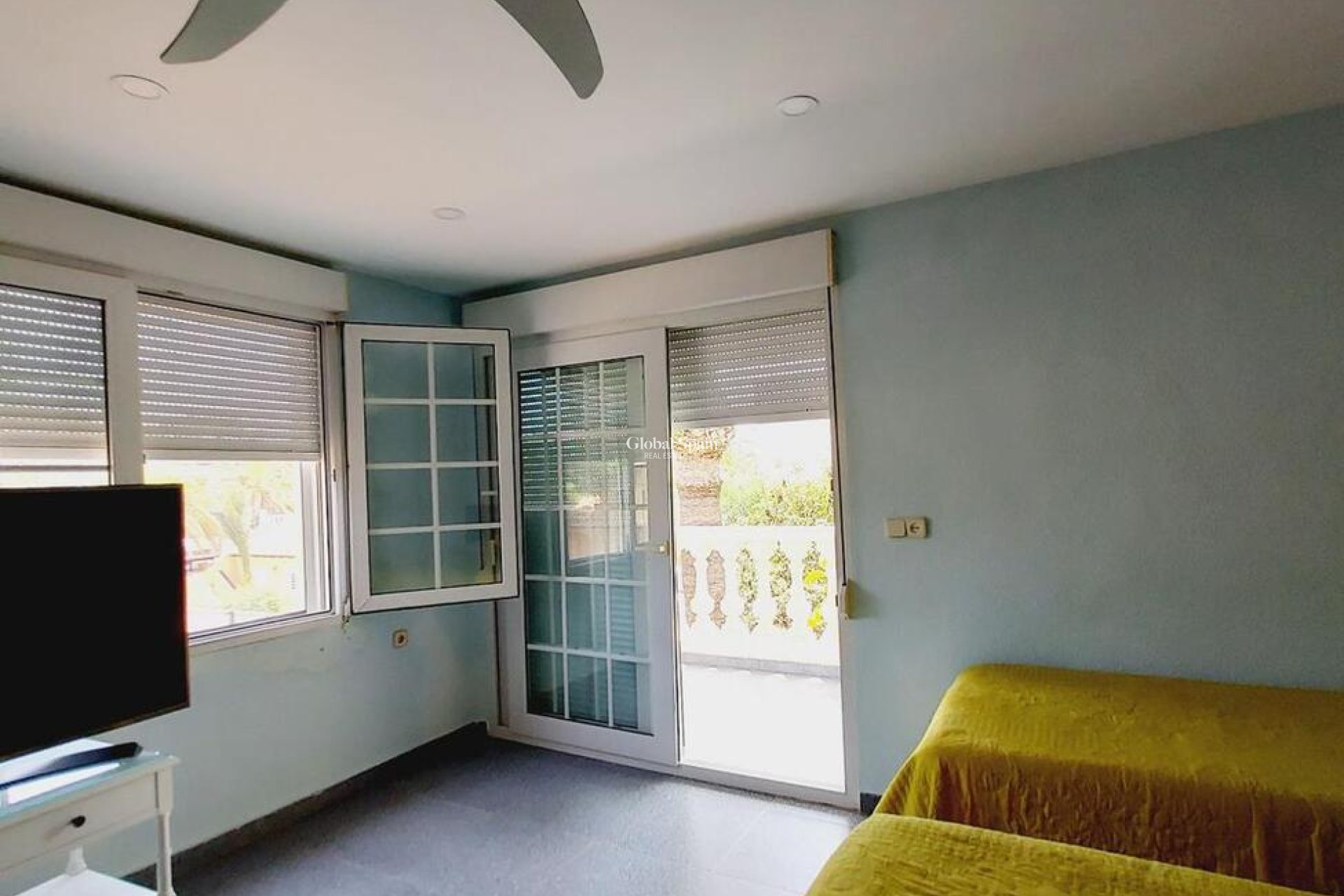 Wederverkoop - VILLA -
ORIHUELA COSTA - CABO ROIG