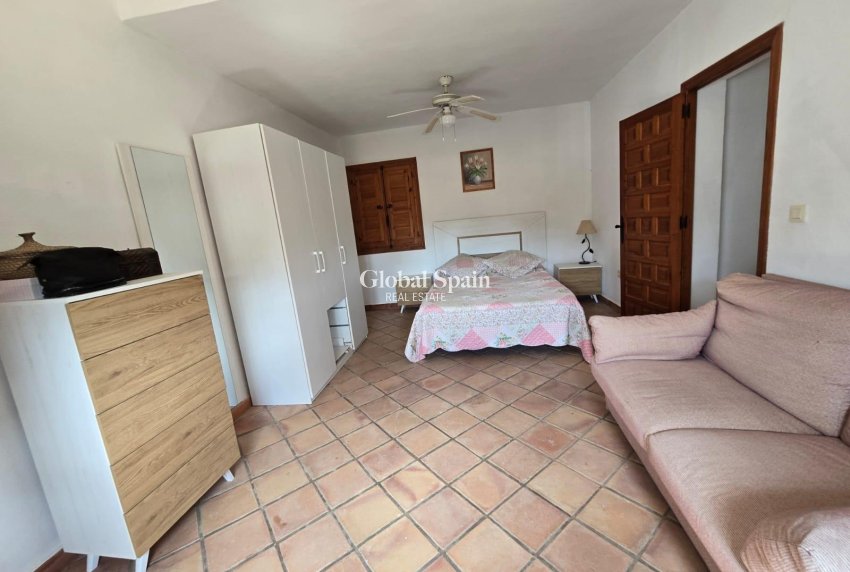 Wederverkoop - VILLA -
ORIHUELA COSTA - CABO ROIG