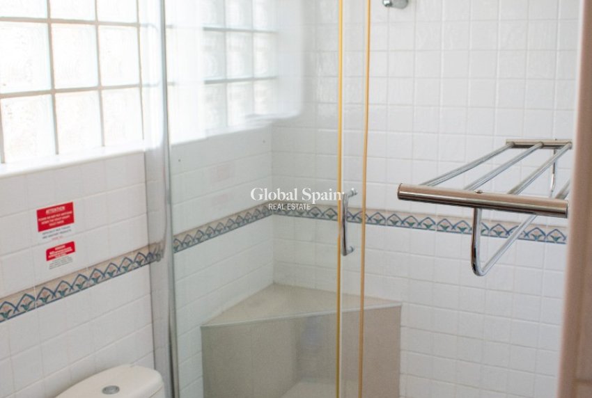 Wederverkoop - VILLA -
ORIHUELA COSTA - Cabo Roig *