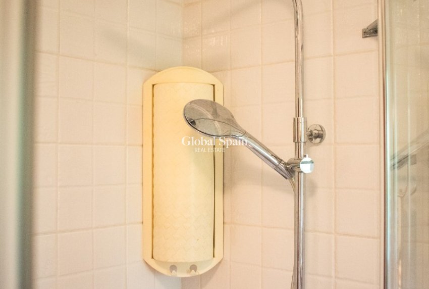 Wederverkoop - VILLA -
ORIHUELA COSTA - Cabo Roig *