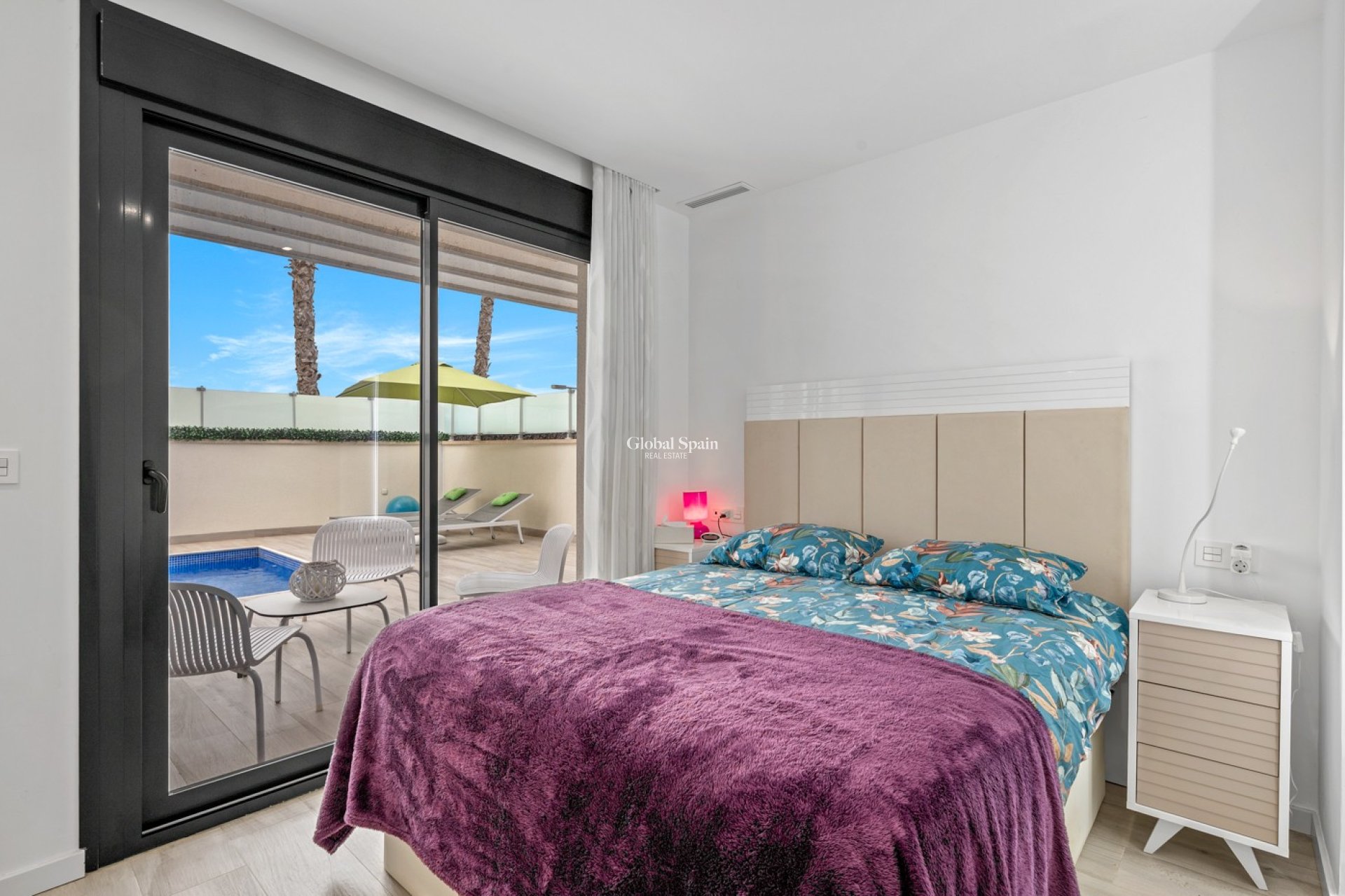 Wederverkoop - VILLA -
ORIHUELA COSTA - CABO ROIG