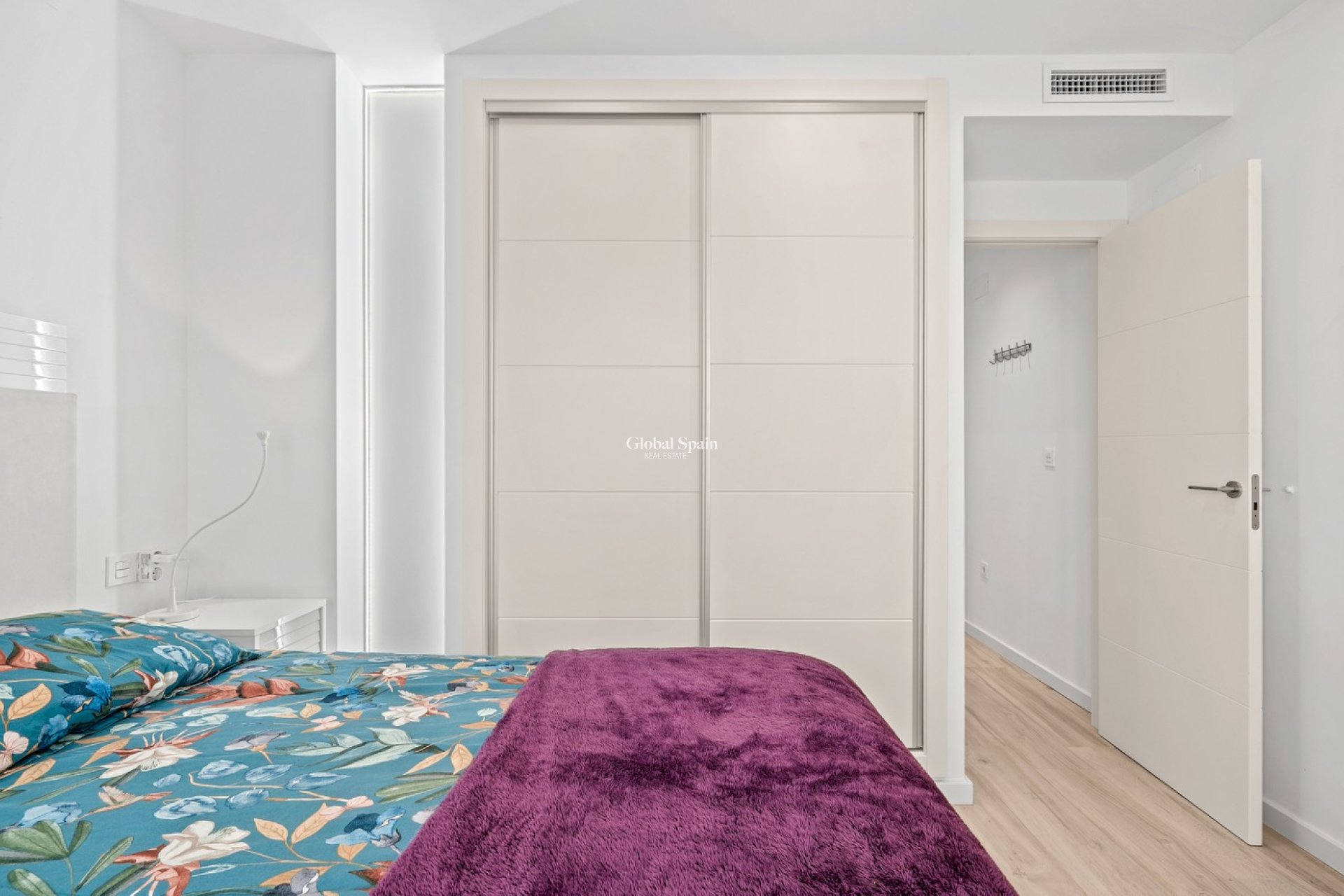 Wederverkoop - VILLA -
ORIHUELA COSTA - CABO ROIG