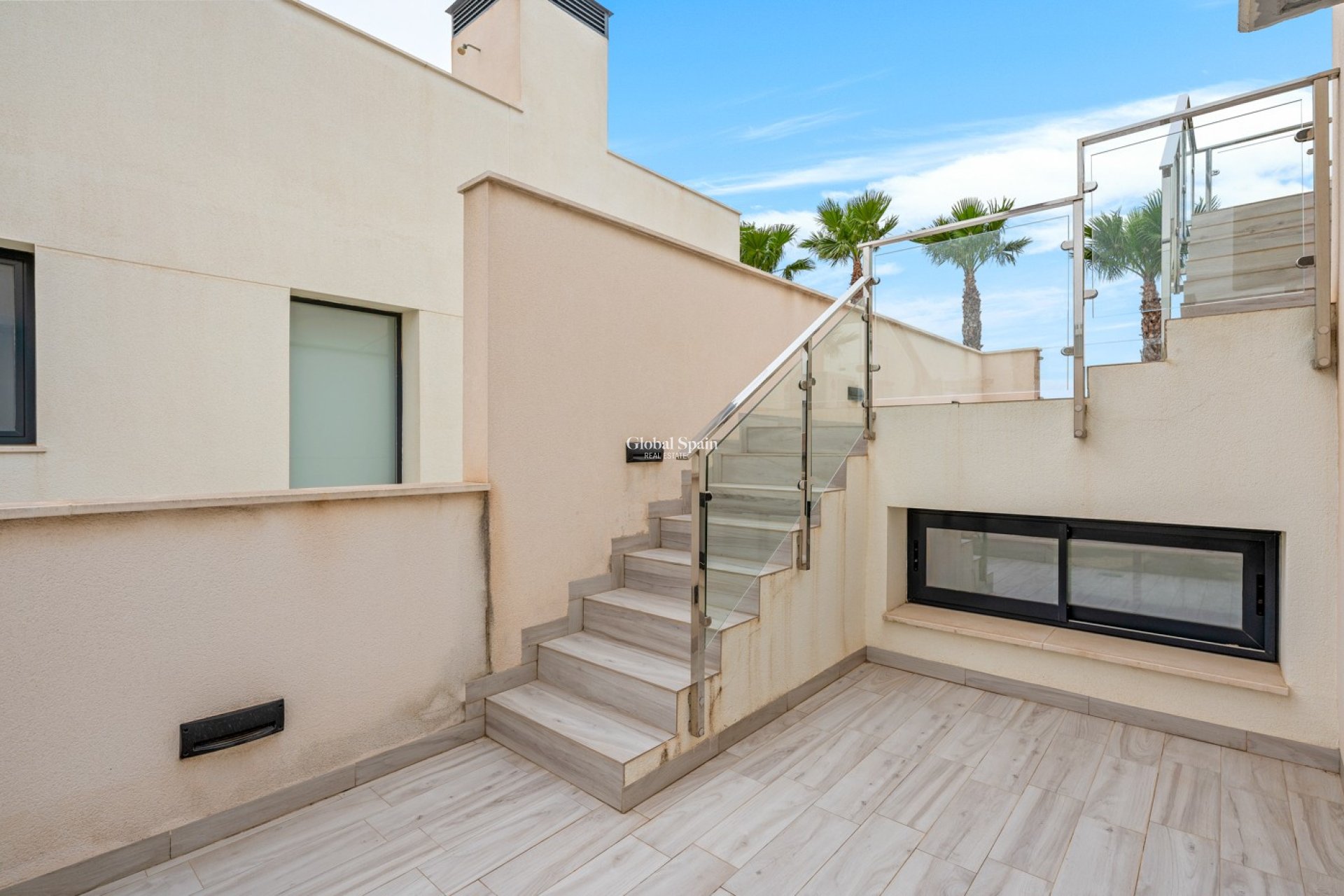 Wederverkoop - VILLA -
ORIHUELA COSTA - CABO ROIG