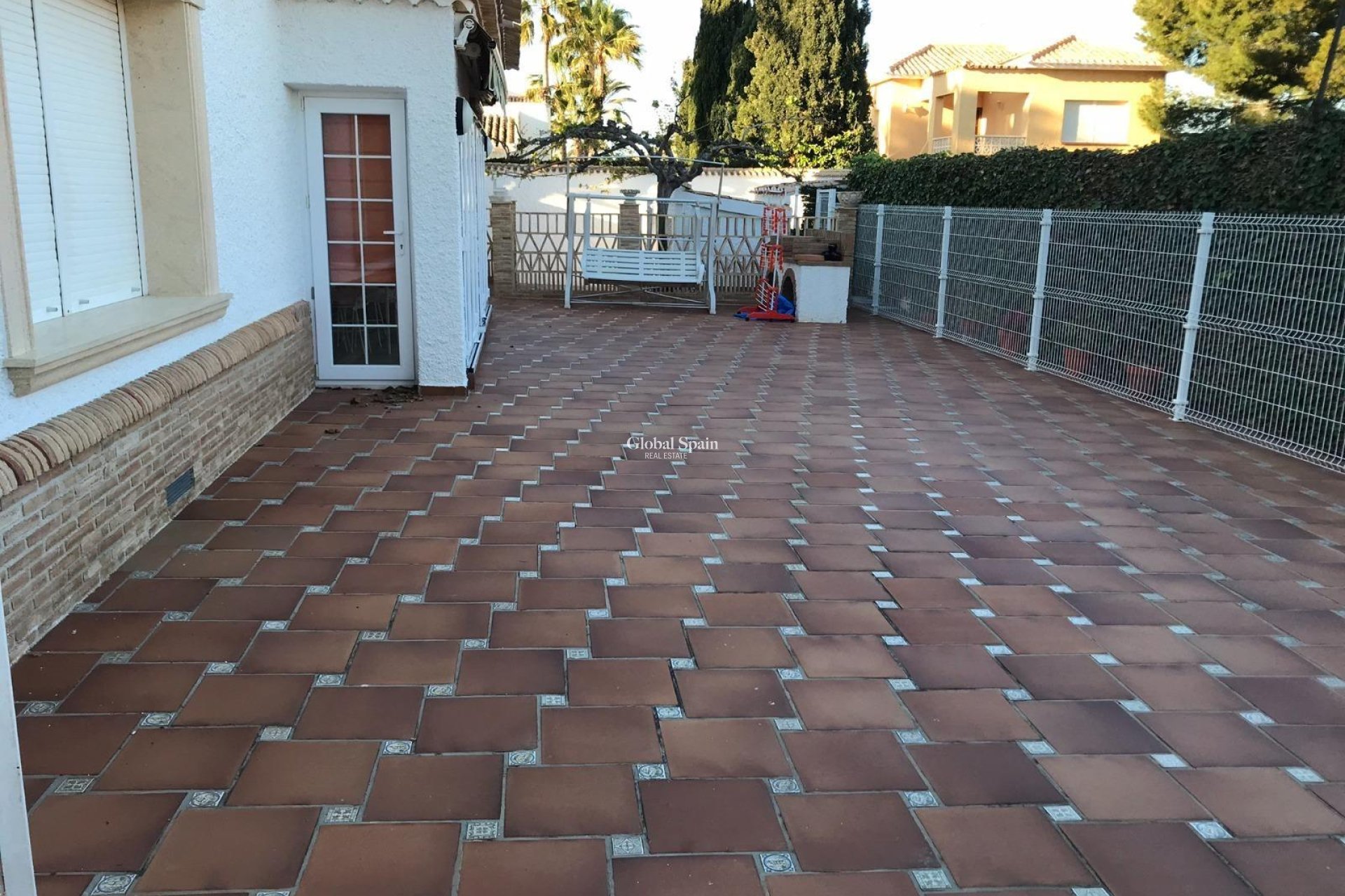 Wederverkoop - VILLA -
ORIHUELA COSTA - CABO ROIG