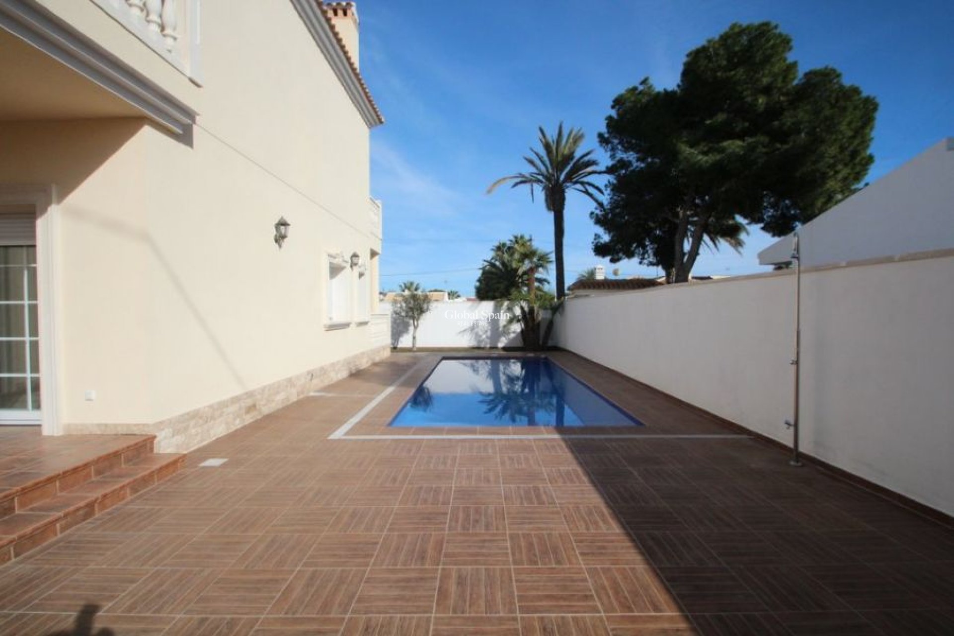 Wederverkoop - Villa -
ORIHUELA COSTA - CABO ROIG