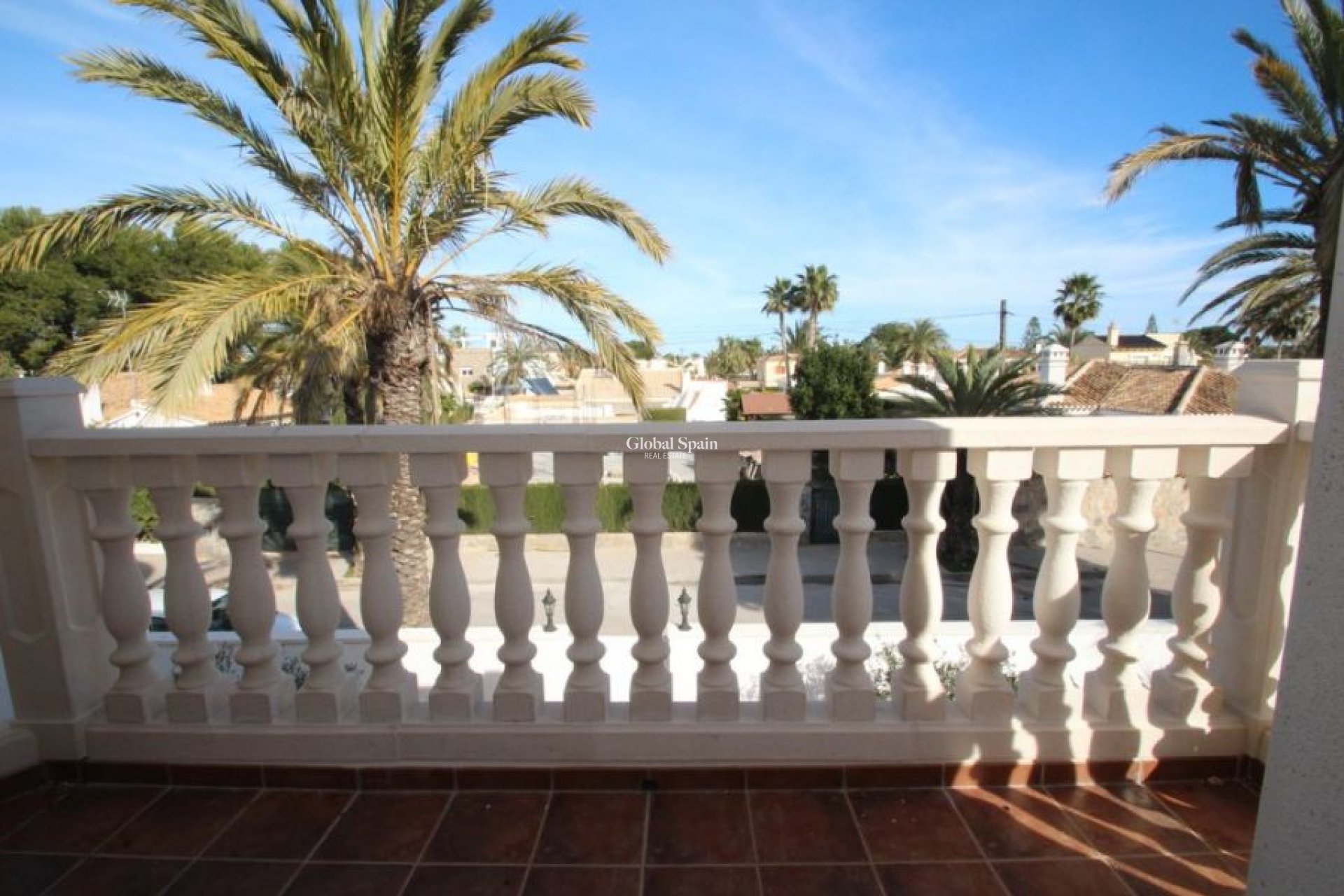 Wederverkoop - Villa -
ORIHUELA COSTA - CABO ROIG