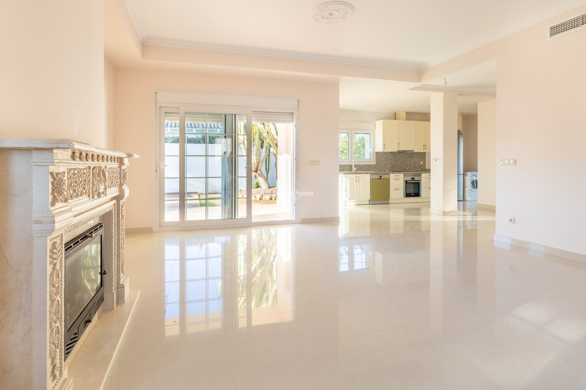 Wederverkoop - Villa -
ORIHUELA COSTA - CABO ROIG