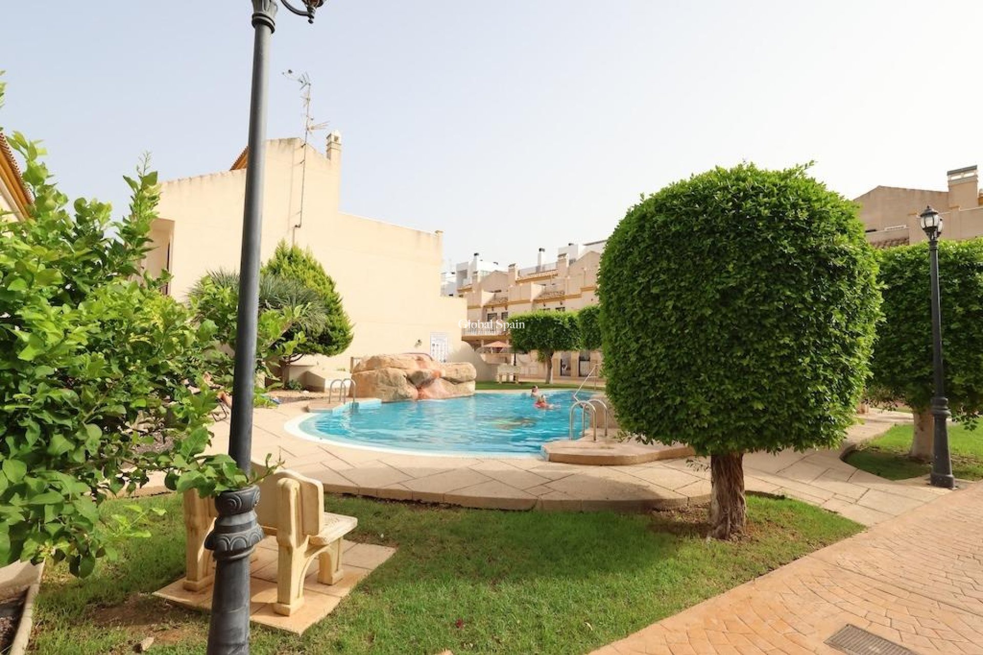 Wederverkoop - Villa -
ORIHUELA COSTA - CABO ROIG