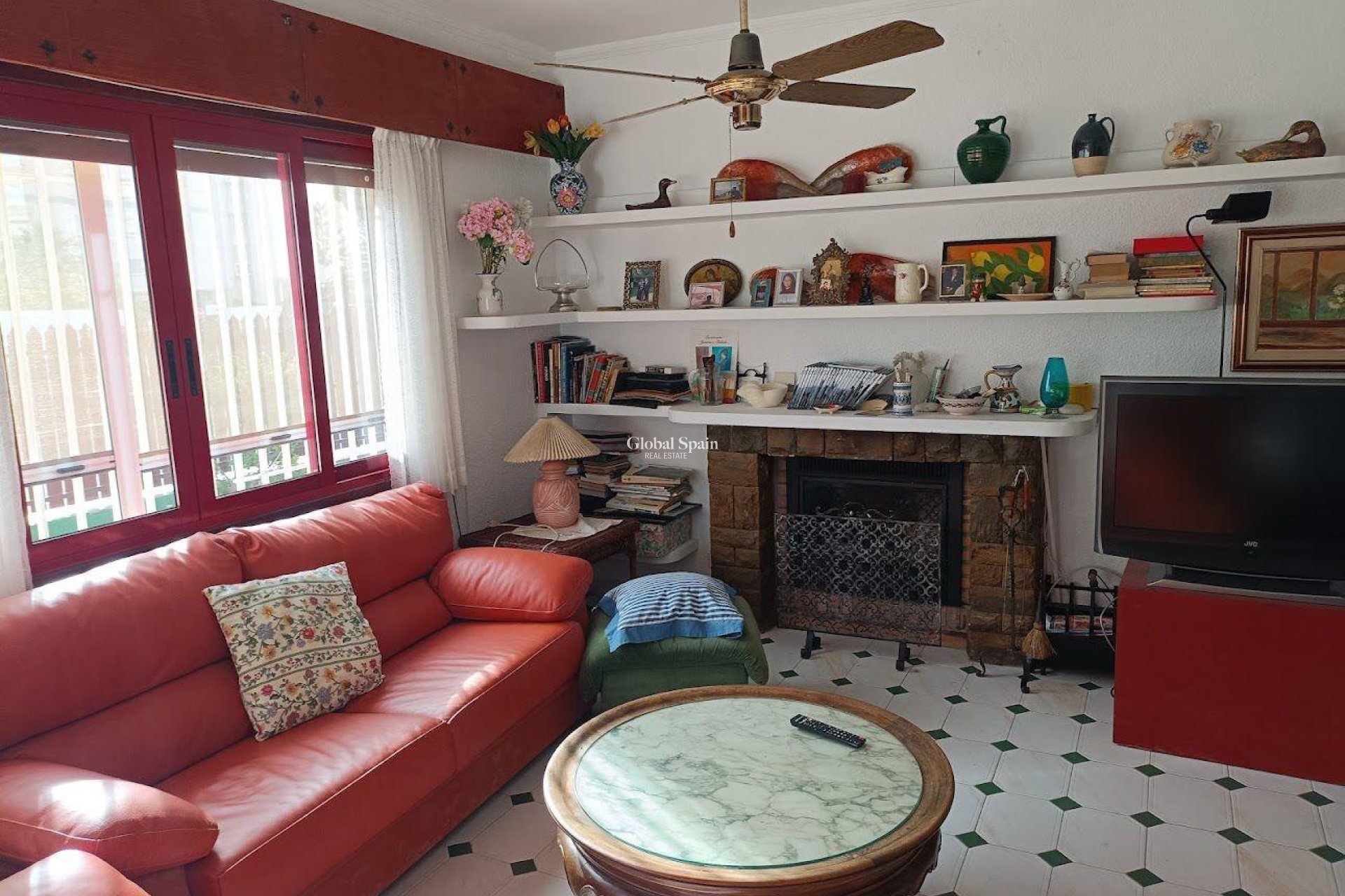 Wederverkoop - VILLA -
ORIHUELA COSTA - CAMPOAMOR