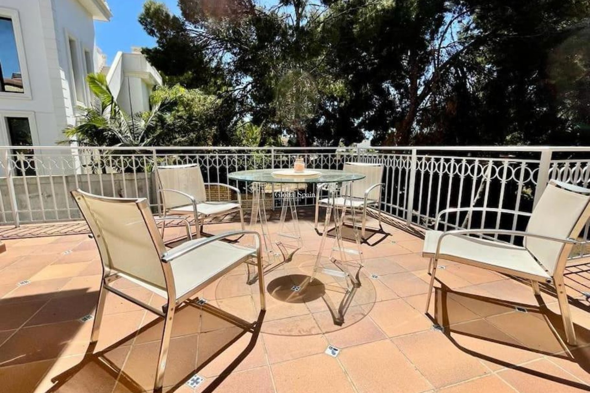 Wederverkoop - VILLA -
ORIHUELA COSTA - CAMPOAMOR