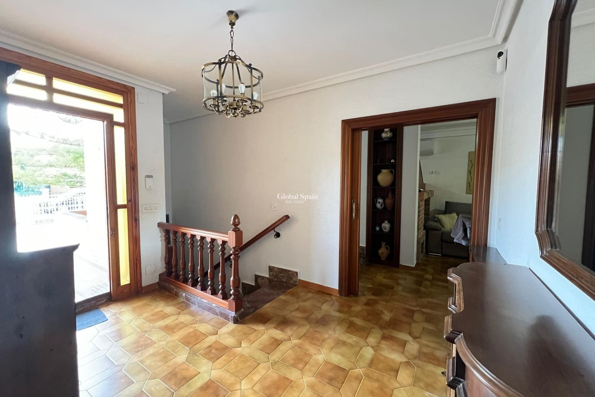 Wederverkoop - VILLA -
ORIHUELA COSTA - CAMPOAMOR