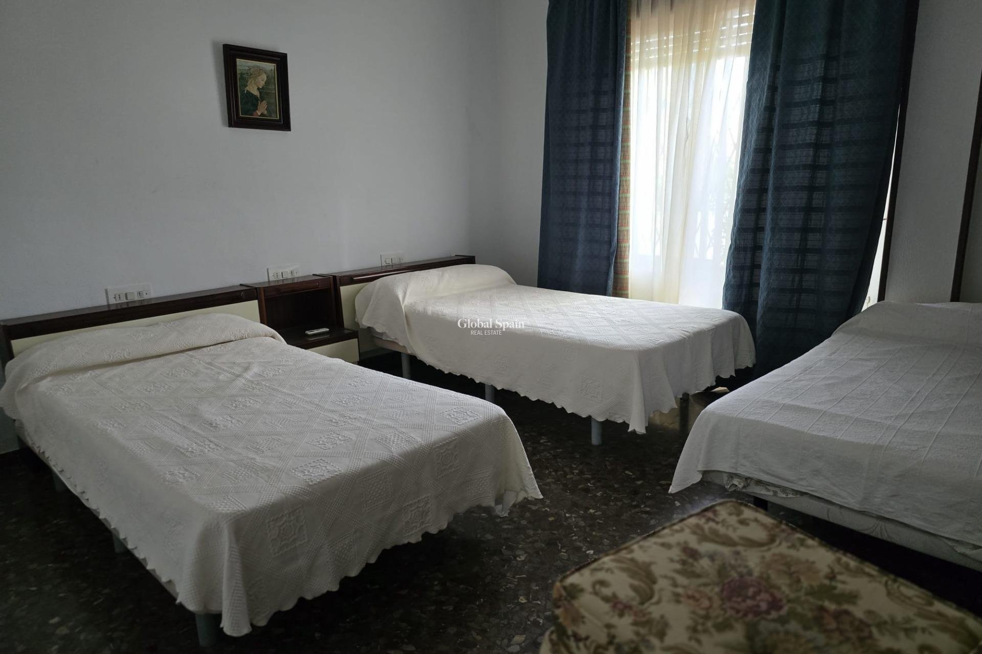 Wederverkoop - VILLA -
ORIHUELA COSTA - CAMPOAMOR