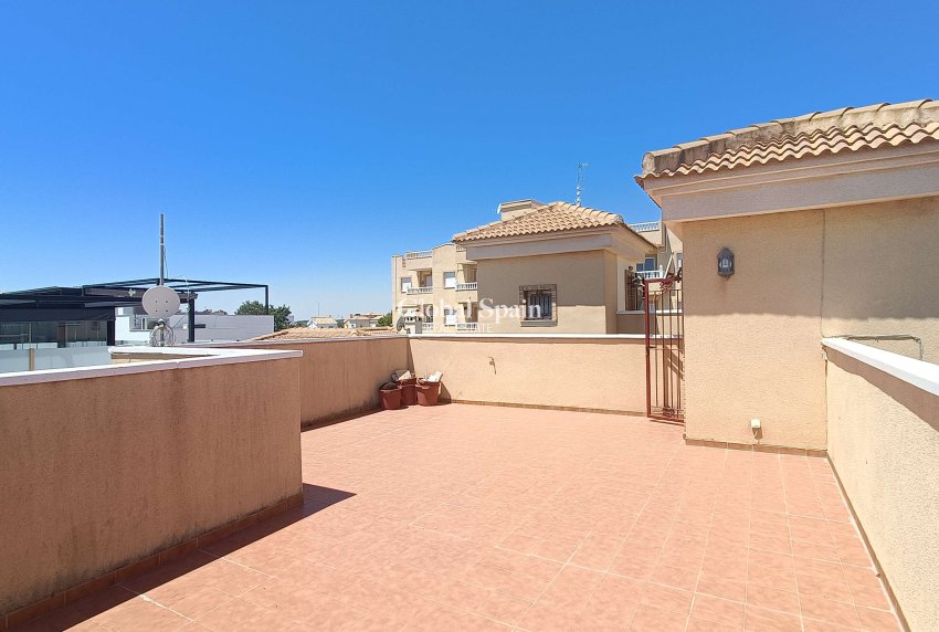 Wederverkoop - VILLA -
ORIHUELA COSTA - Castillo de Don Juan