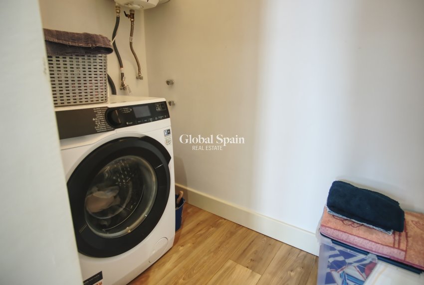 Wederverkoop - VILLA -
ORIHUELA COSTA - Costa Blanca South