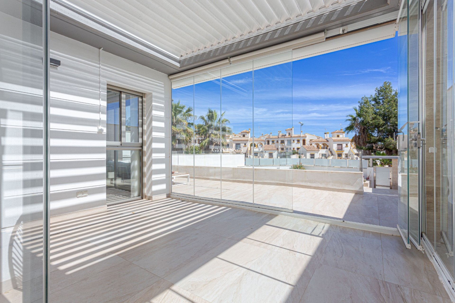 Wederverkoop - VILLA -
ORIHUELA COSTA - Costa Blanca