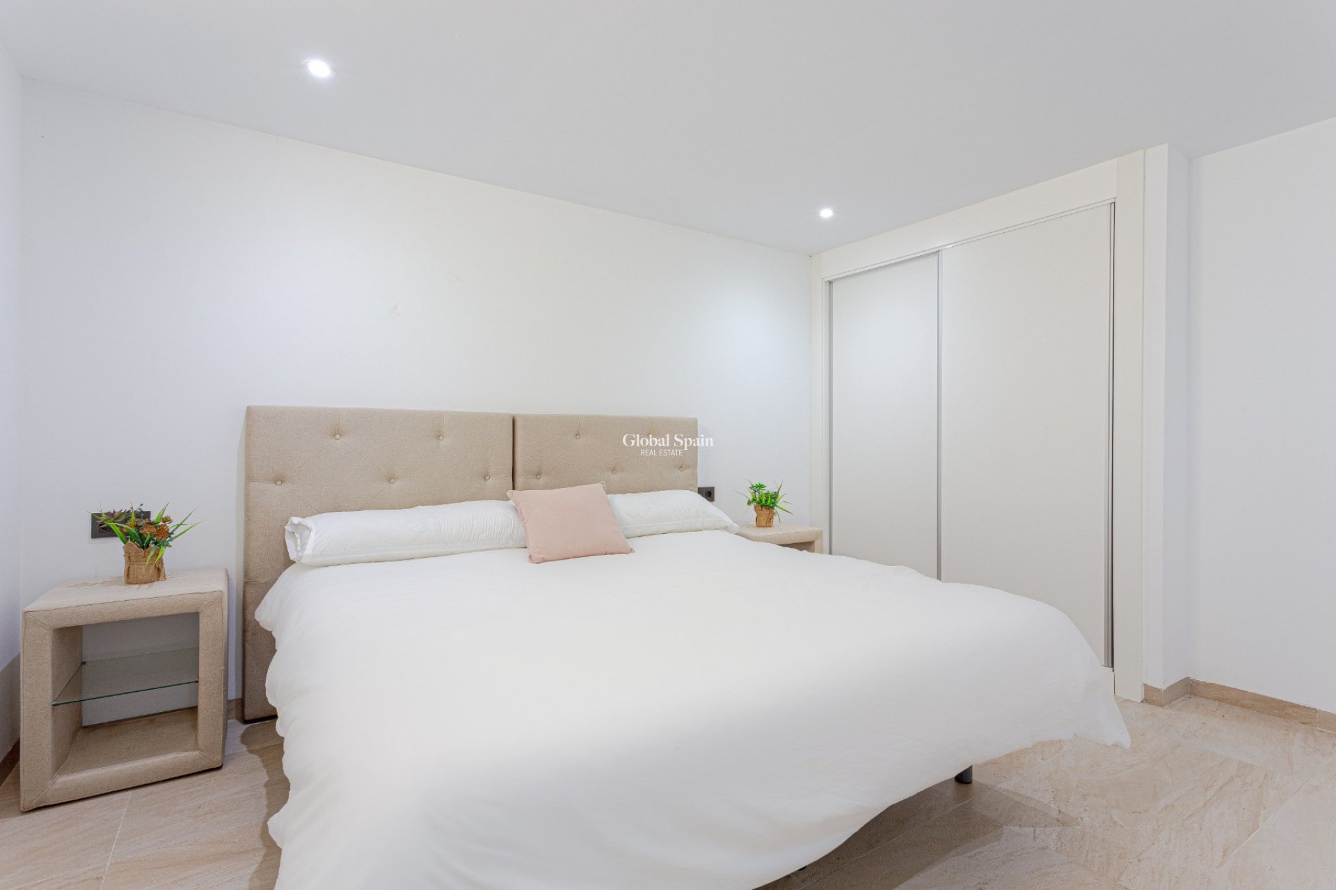 Wederverkoop - VILLA -
ORIHUELA COSTA - Costa Blanca